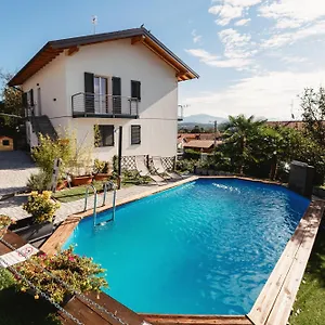 Casa Charlie , Arcisate Italia